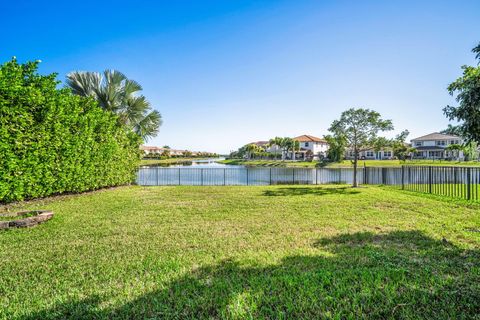 Tiny photo for 8620 Waterside Court, Parkland, FL 33076 (MLS # R11158331)