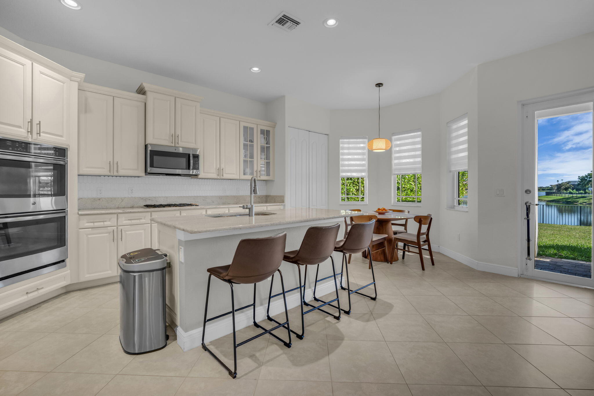 MIRALAGO - Residential