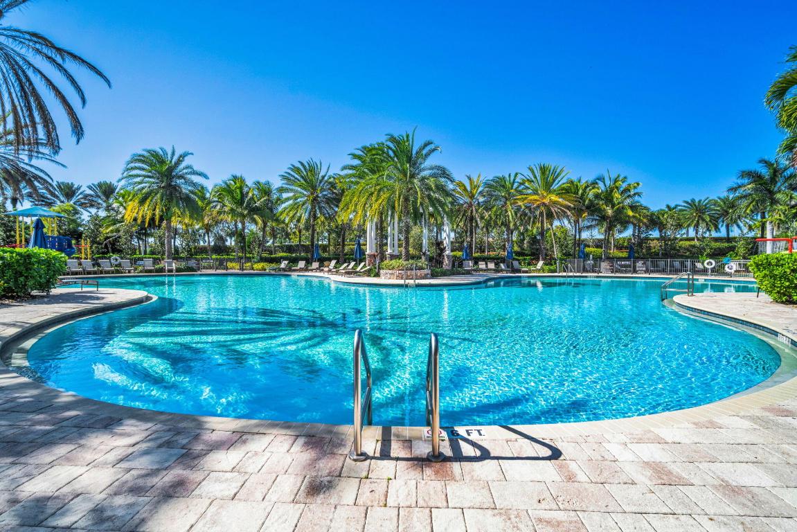 MIRALAGO - Residential