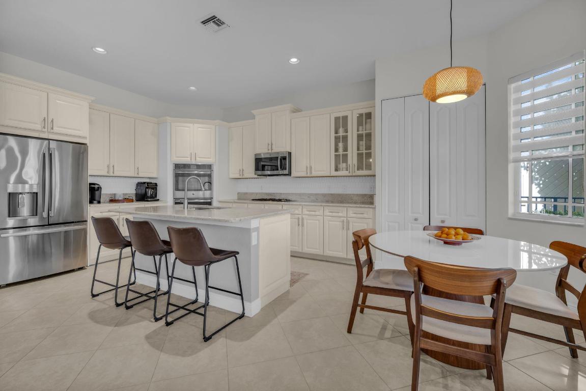 MIRALAGO - Residential