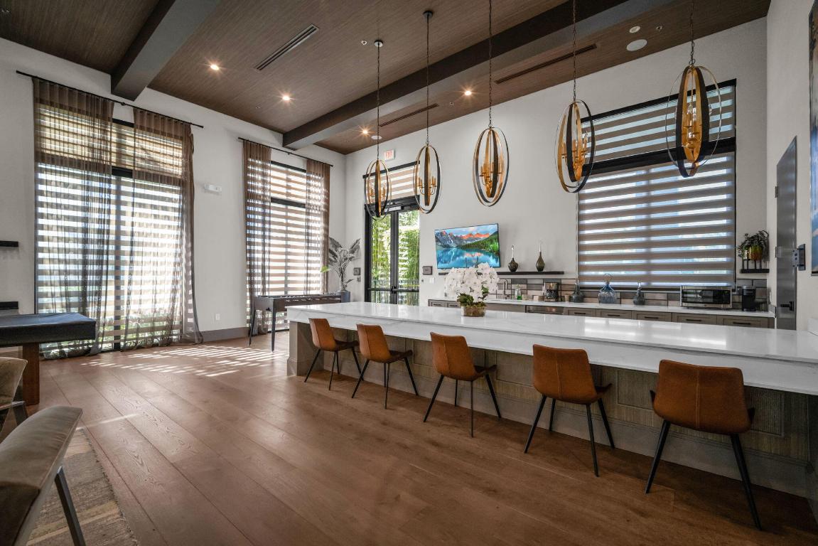 MIRALAGO - Residential