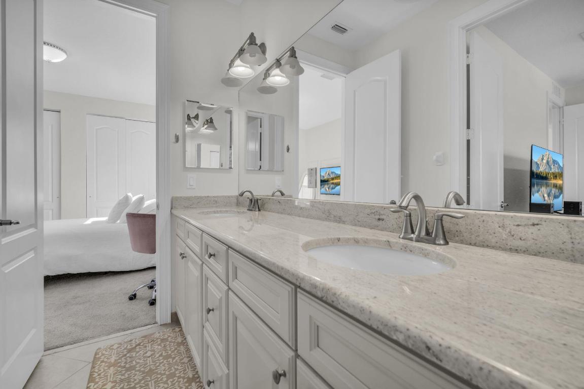 MIRALAGO - Residential