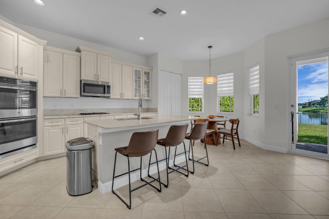 MIRALAGO - Residential