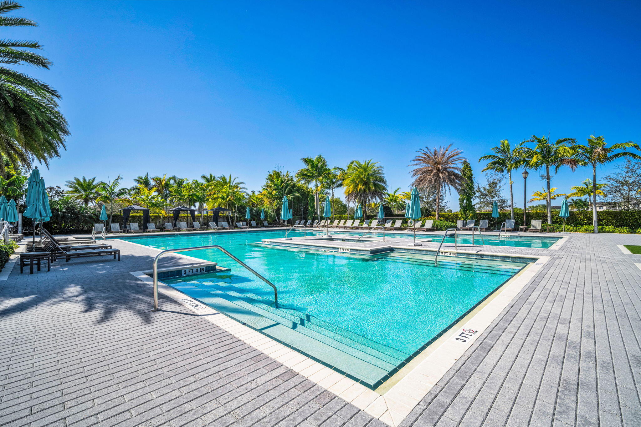 MIRALAGO - Residential