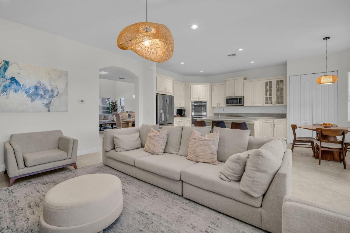 MIRALAGO - Residential