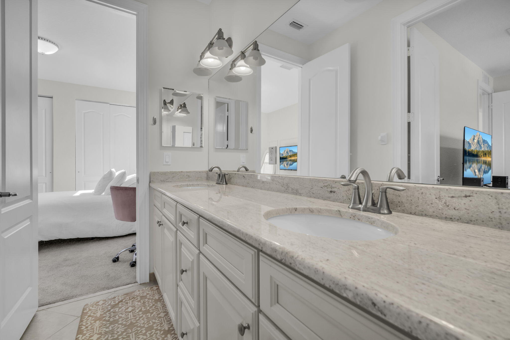 MIRALAGO - Residential