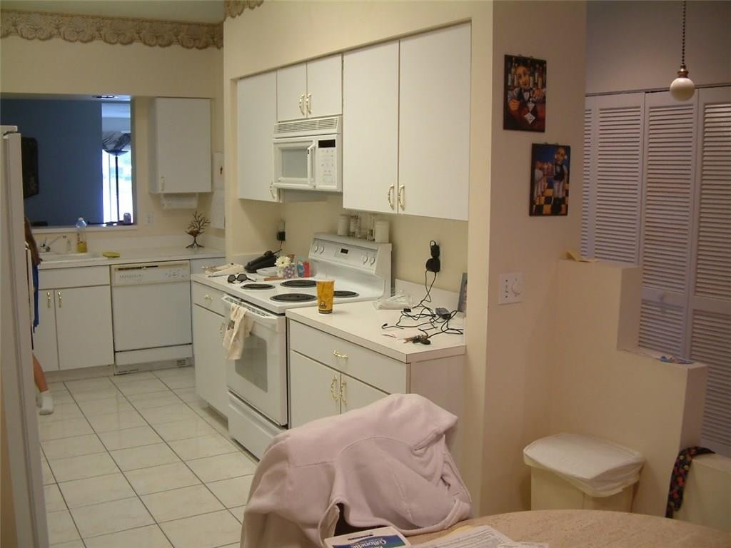 BOCA GARDENS - Residential