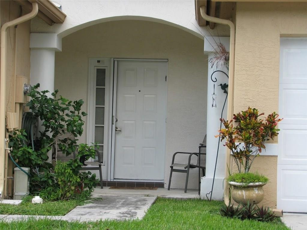 BOCA GARDENS - Residential