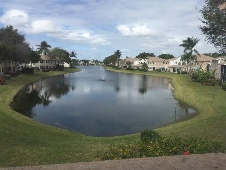 Beautiful 3/2.5 townhouse with a great relaxing lake view. Includes hurricane panels. It is a pet friendly community. Located in A rated school zone. Convenient location close to shopping centers, restaurants , etc. Tenant occupied until 11/15/2016.  Owner is offering $10K for repairs with a Full Price Offer.