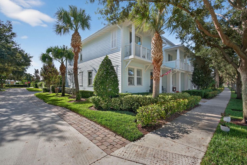 Photo of 1302 S Jeaga Drive, Jupiter, FL 33458 (MLS # R11145215)