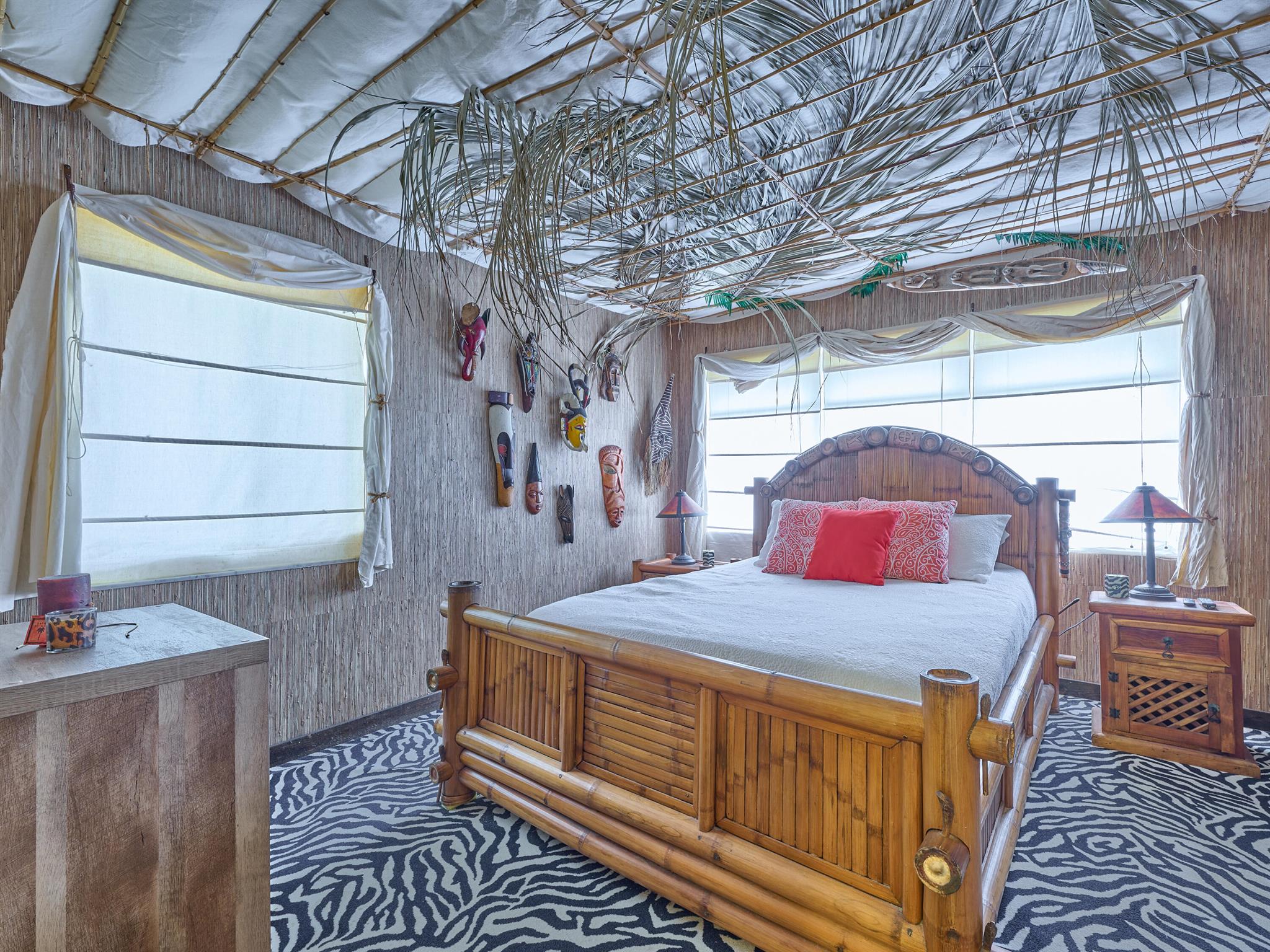 CORAL KEY VILLAS 3RD SEC - Residential