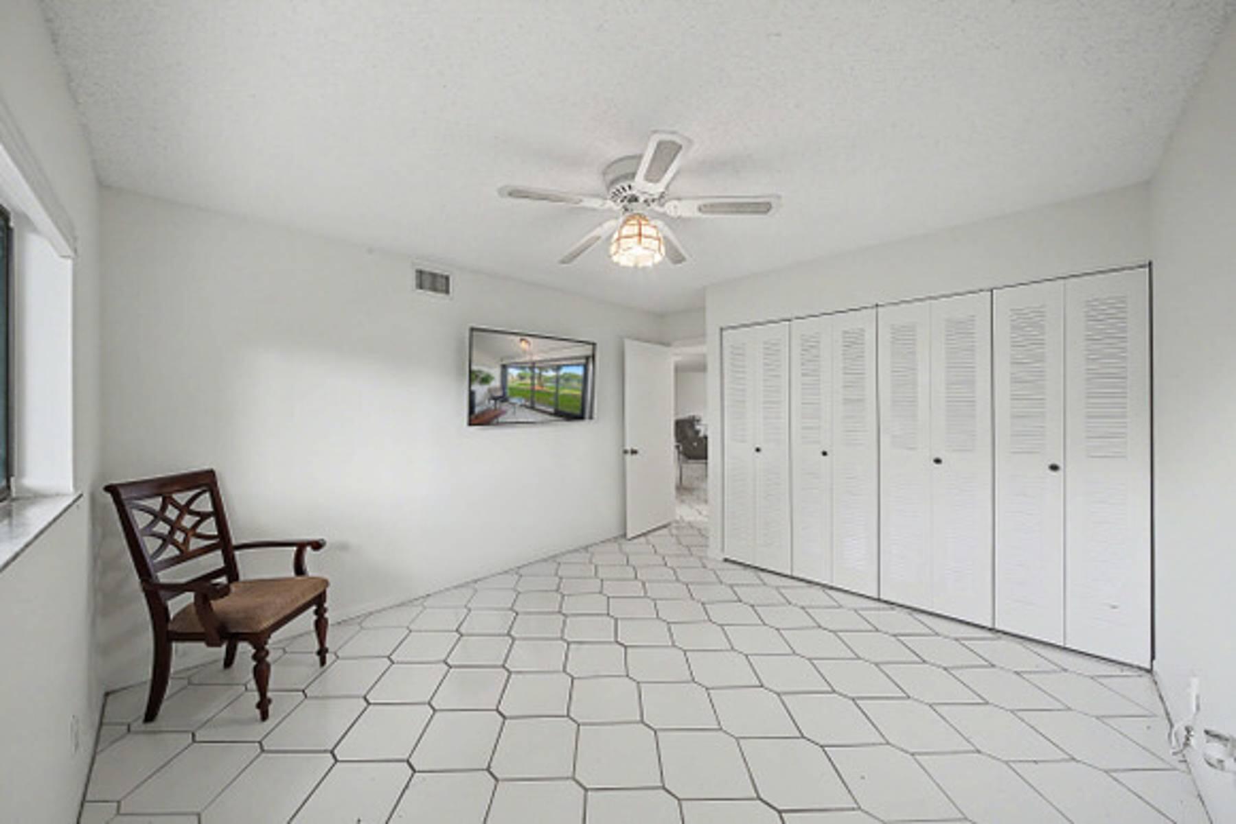 WATERSEDGE AT LAKES OF DELRAY CONDO A THRU H DE - Residential