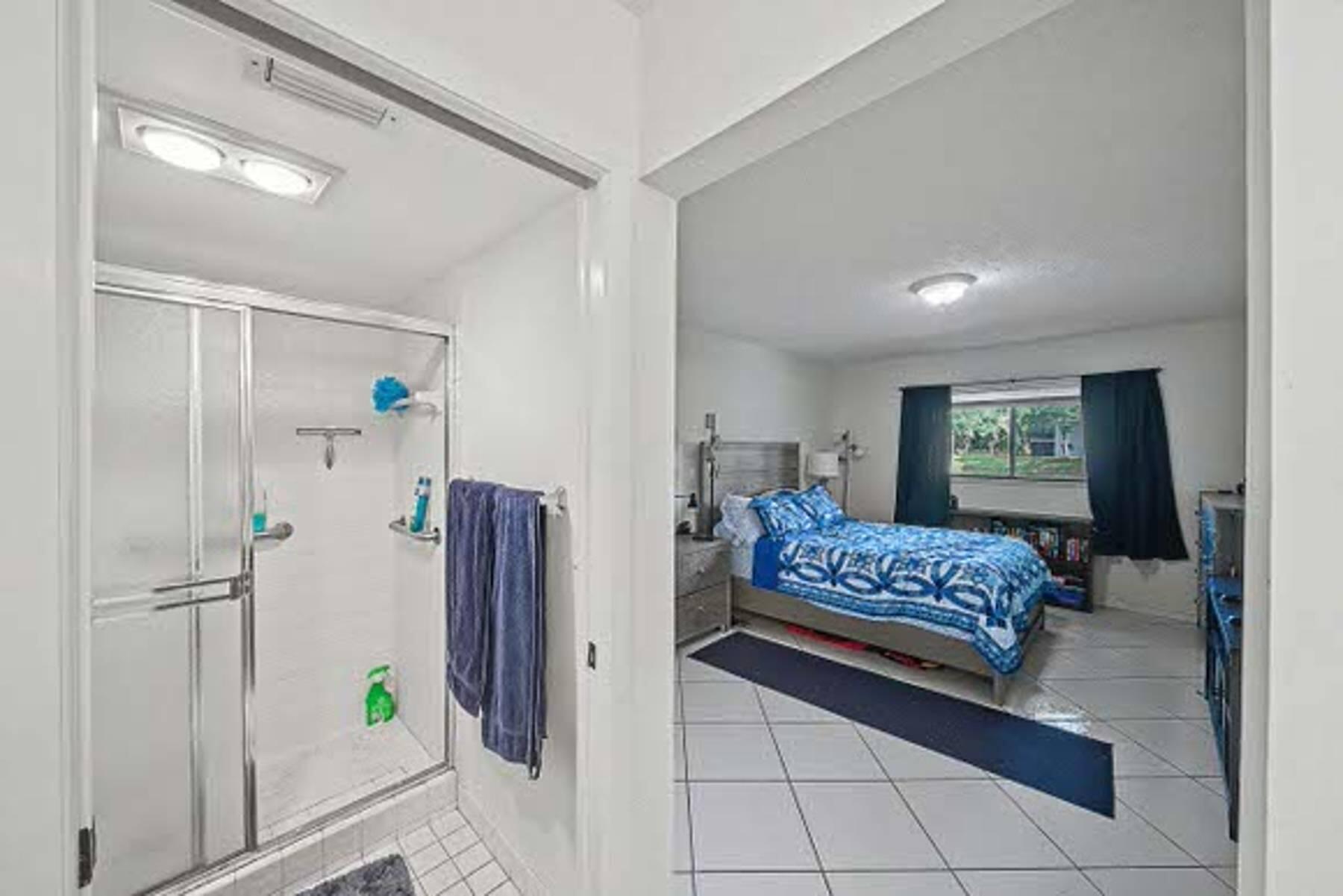 WATERSEDGE AT LAKES OF DELRAY CONDO A THRU H DE - Residential