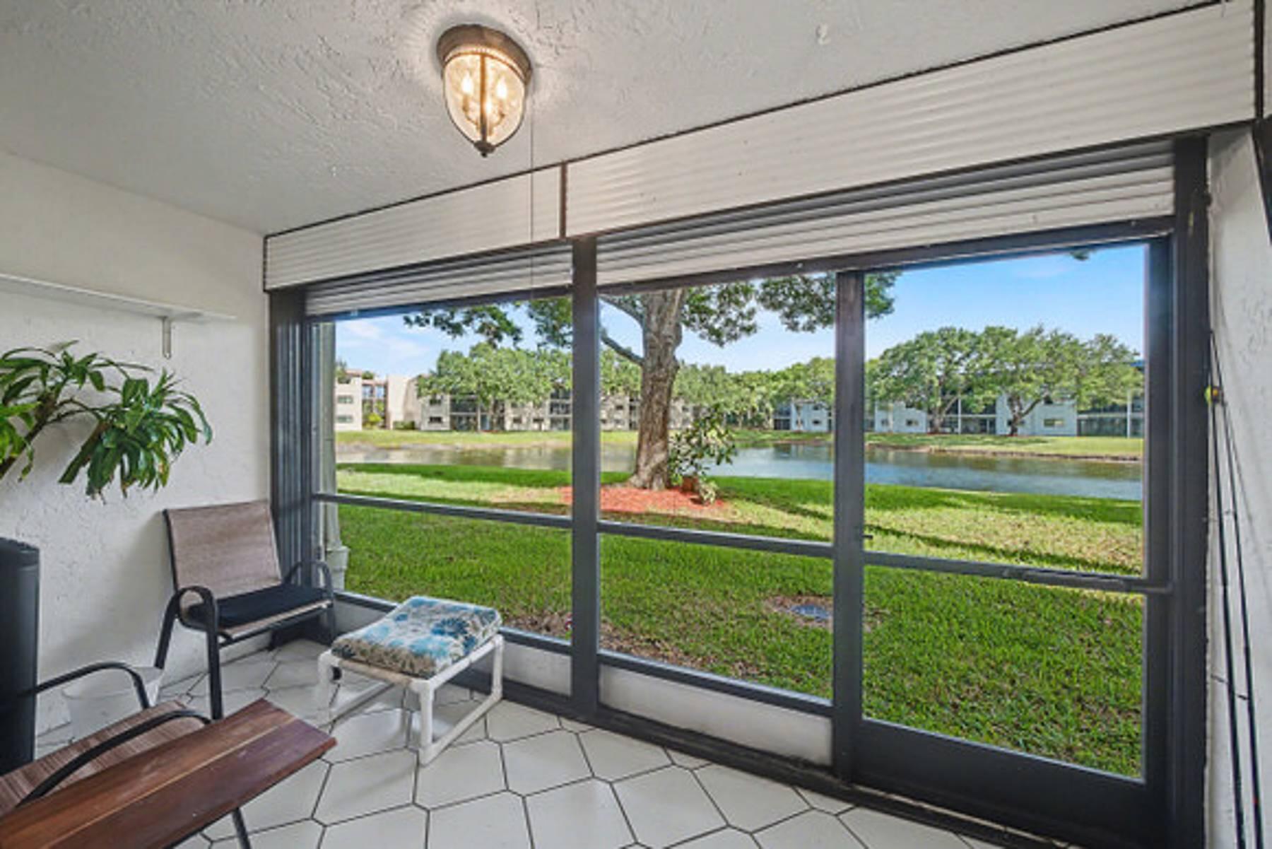 WATERSEDGE AT LAKES OF DELRAY CONDO A THRU H DE - Residential