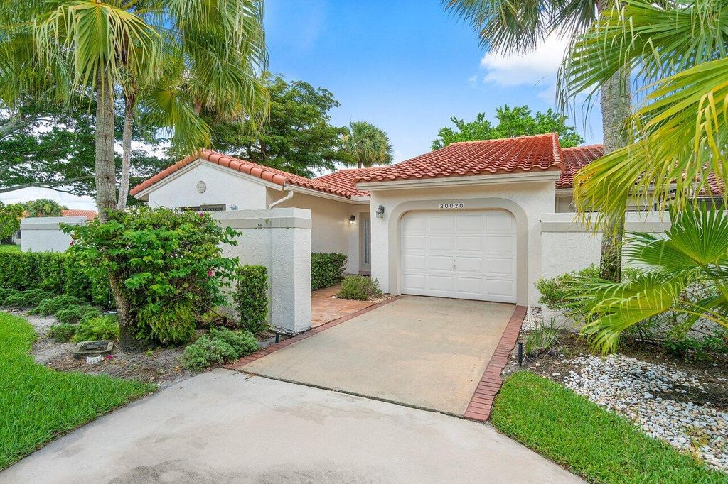 Photo of 20020 Rima Circle Cir, Boca Raton, FL 33434 (MLS # R10817495)