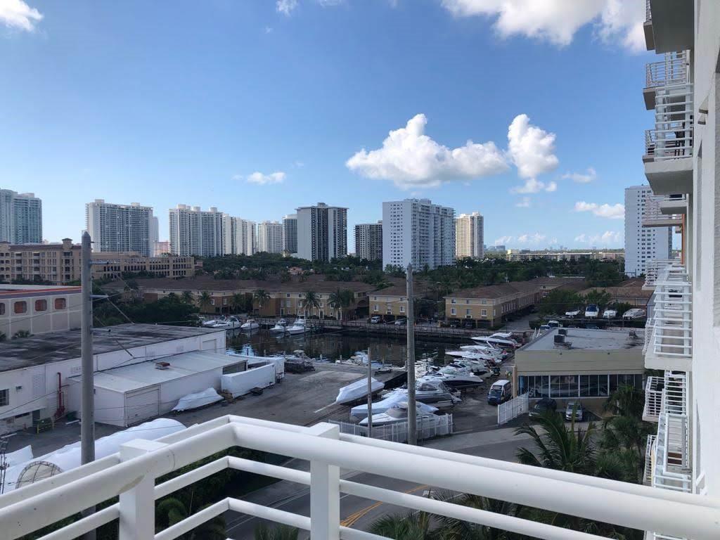 VENTURE AT AVENTURA EAST CONDO - Residential Lease