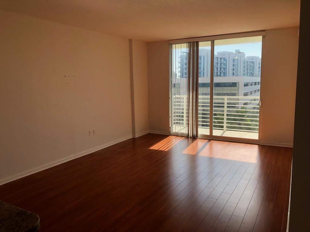VENTURE AT AVENTURA EAST CONDO - Residential Lease