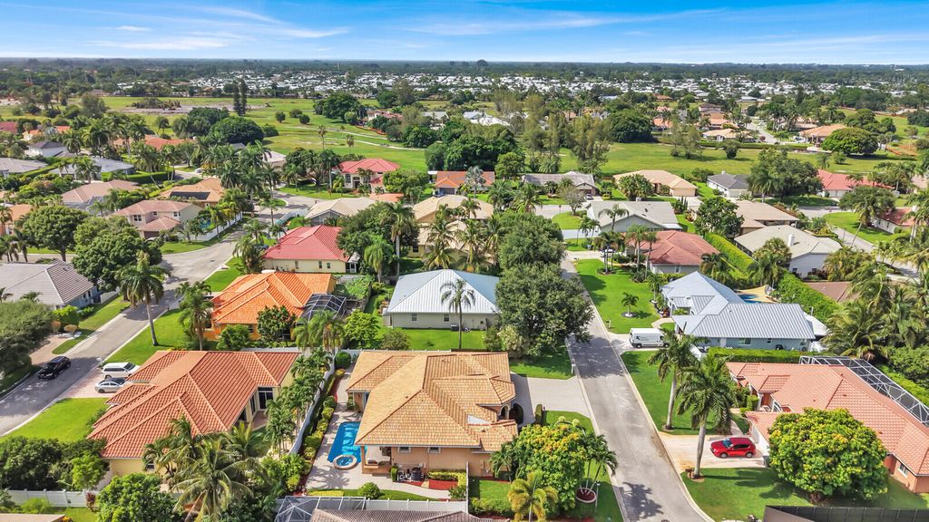 Photo of 9695 PANDANUS Way, Boynton Beach, FL 33436 (MLS # B26055882)