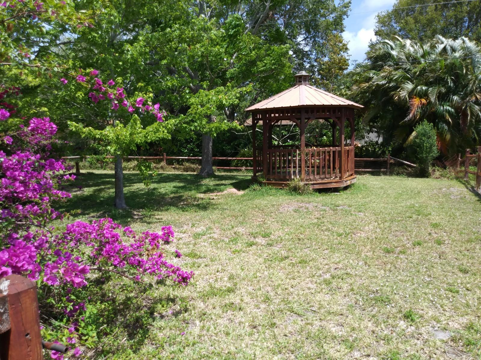 LAKEWOOD PARK UNIT 9 - Residential