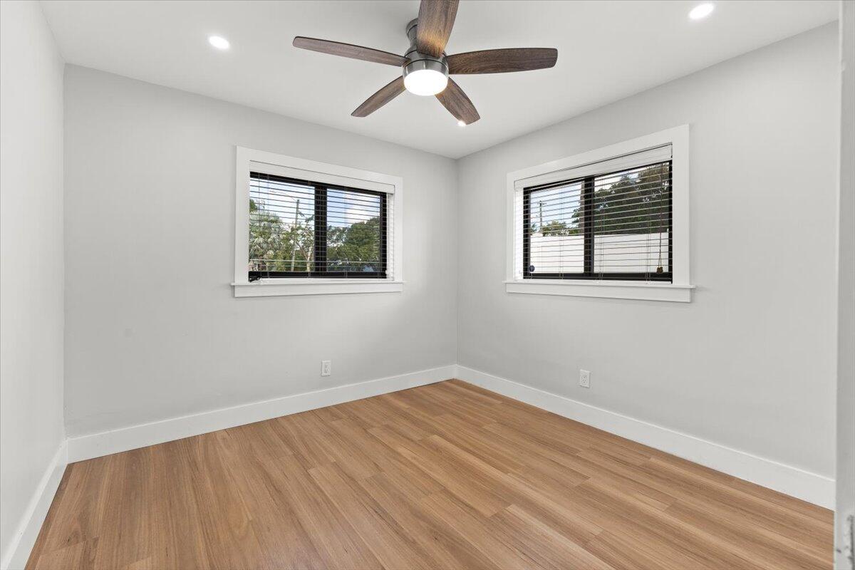 LARKDALE UNIT 4 - Residential