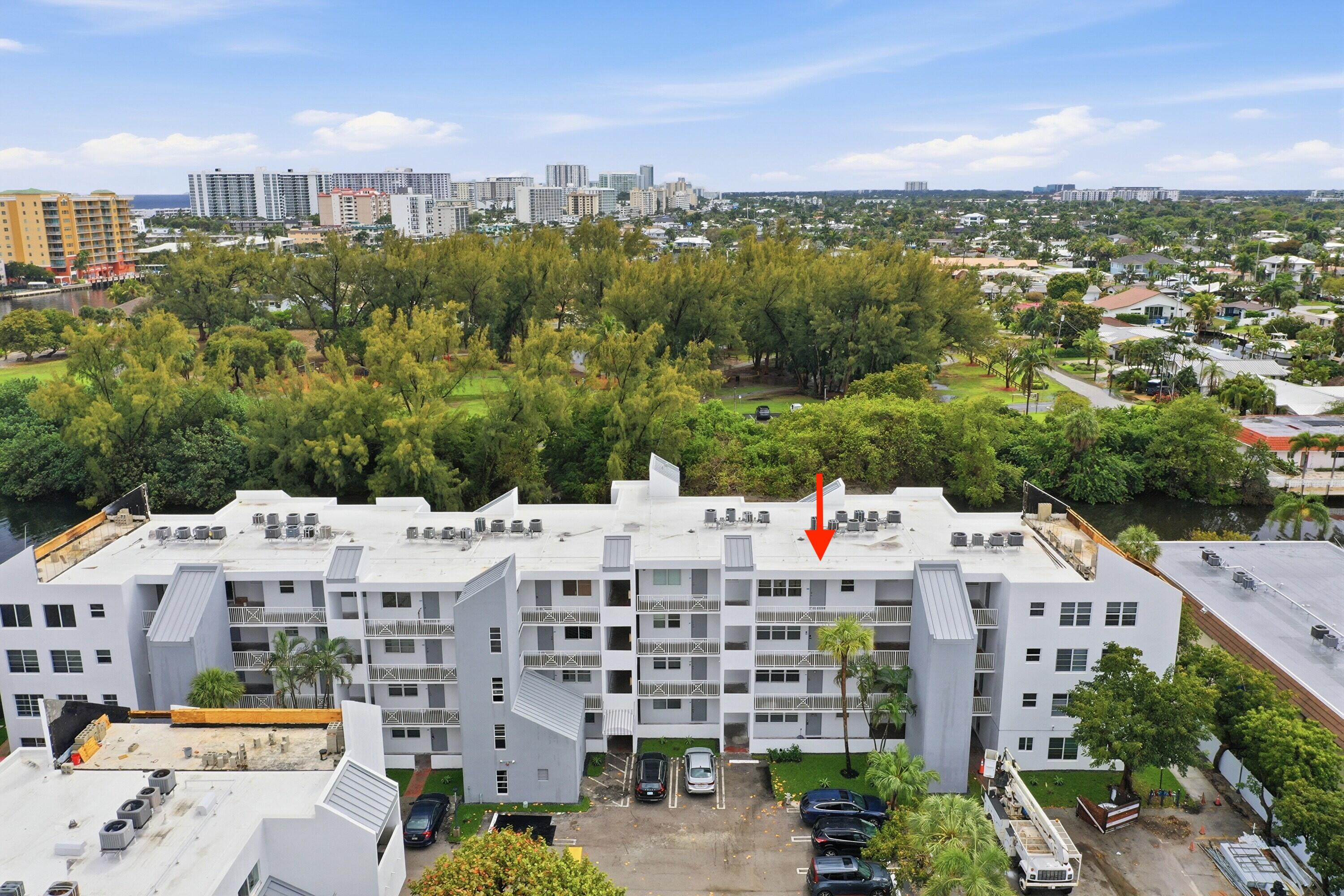 HARBOR'S EDGE CONDO - Residential