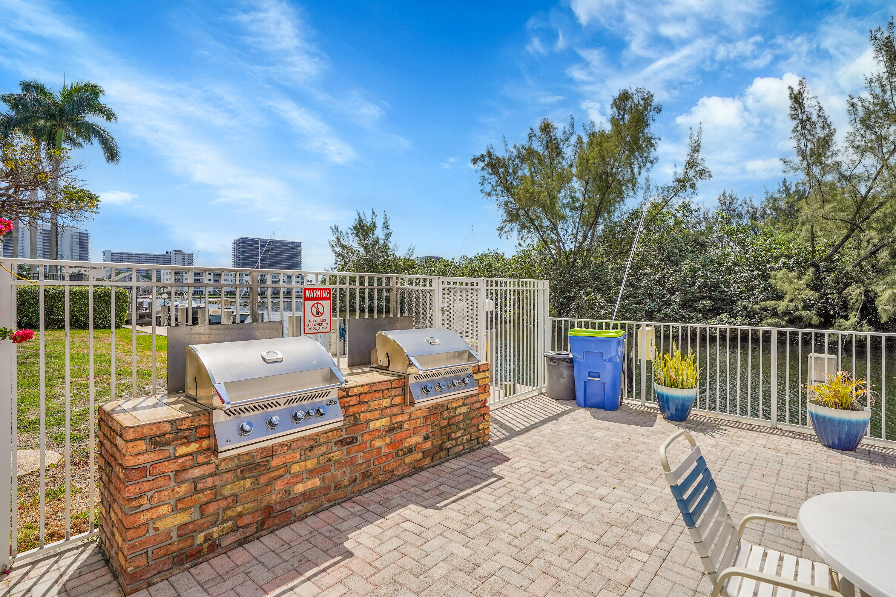 2860 NE 14th Street Causeway Unit 107