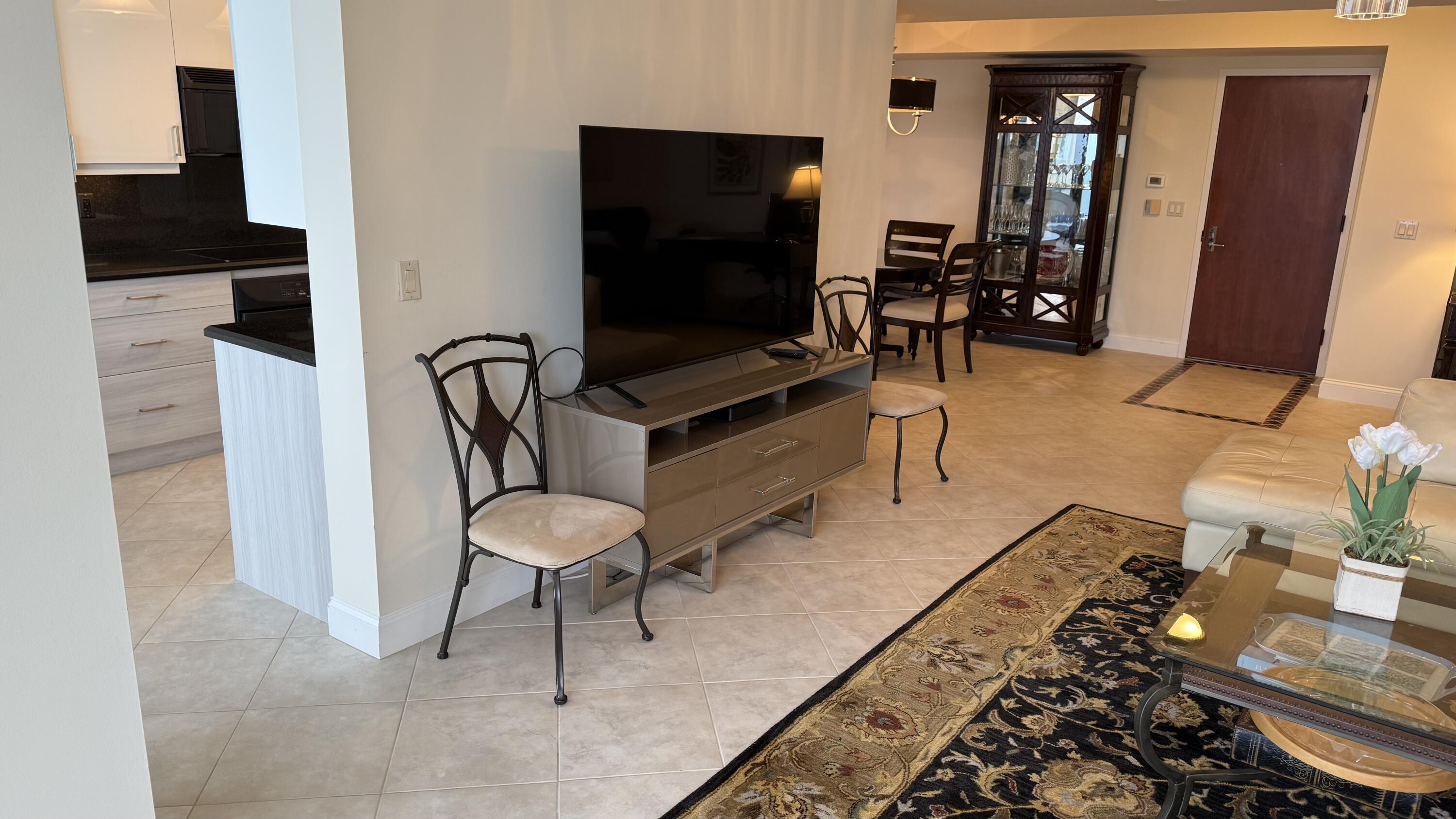 LHERMITAGE II CONDOMINIUM - Residential Lease