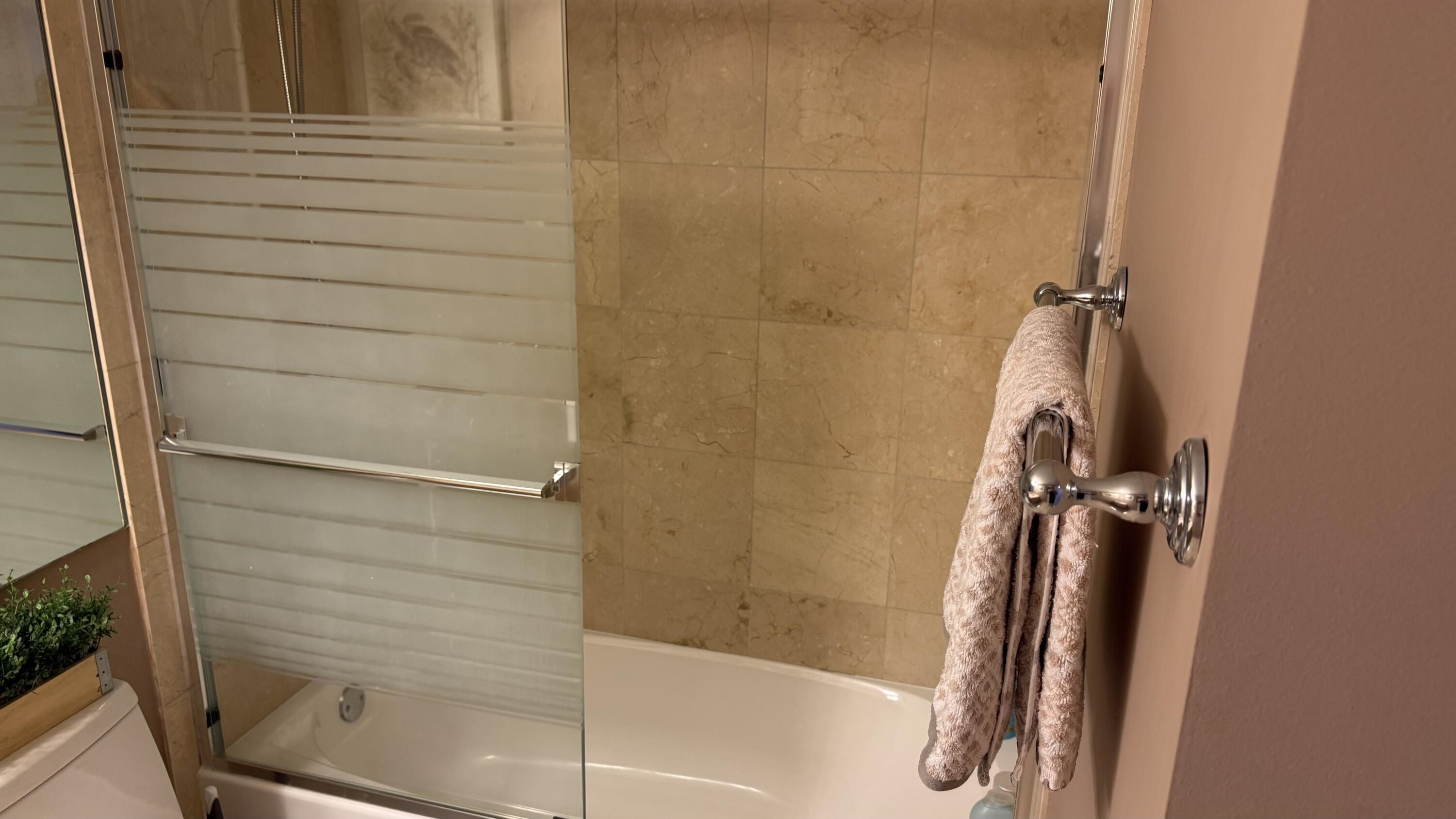 LHERMITAGE II CONDOMINIUM - Residential Lease