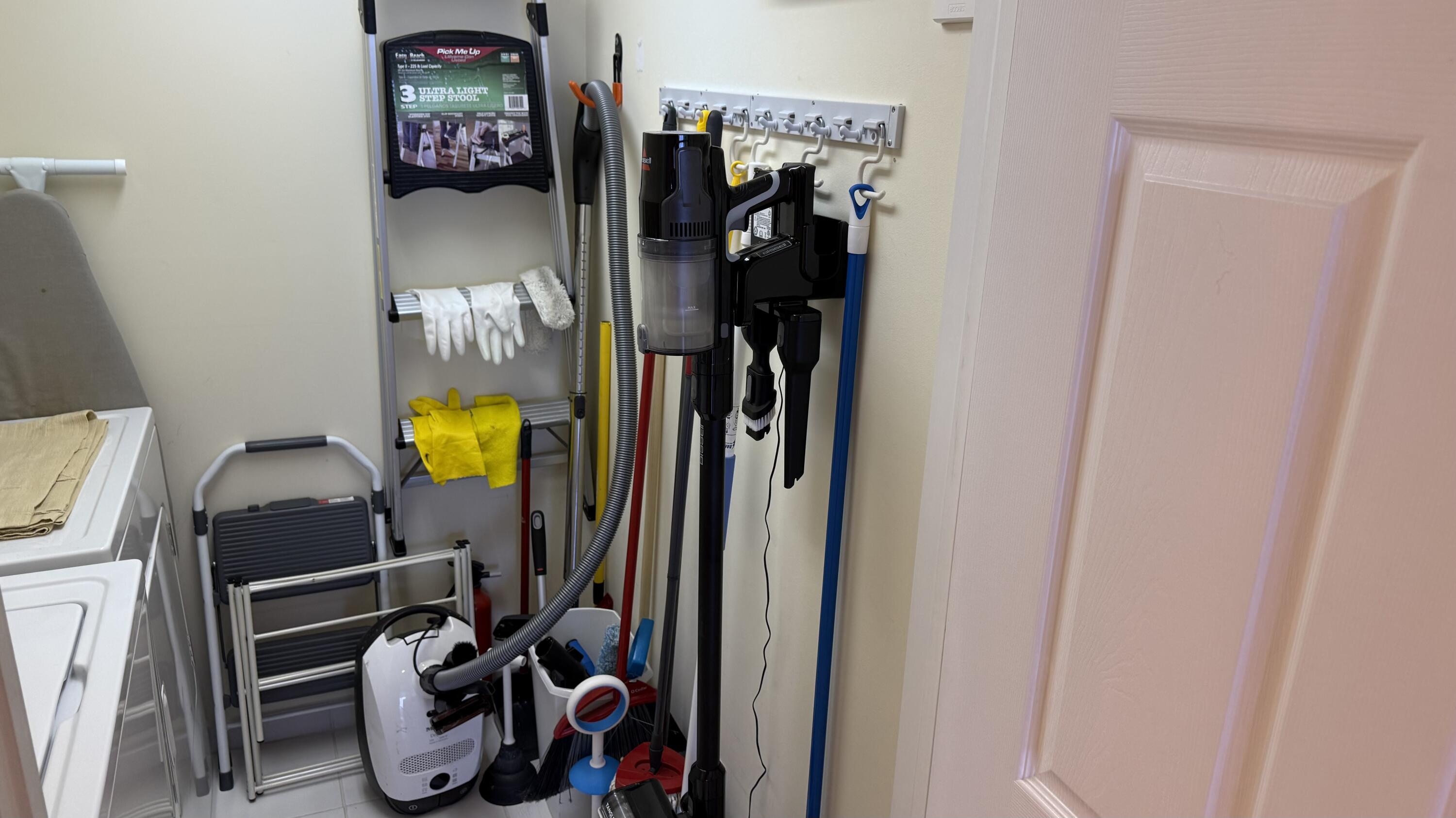 LHERMITAGE II CONDOMINIUM - Residential Lease