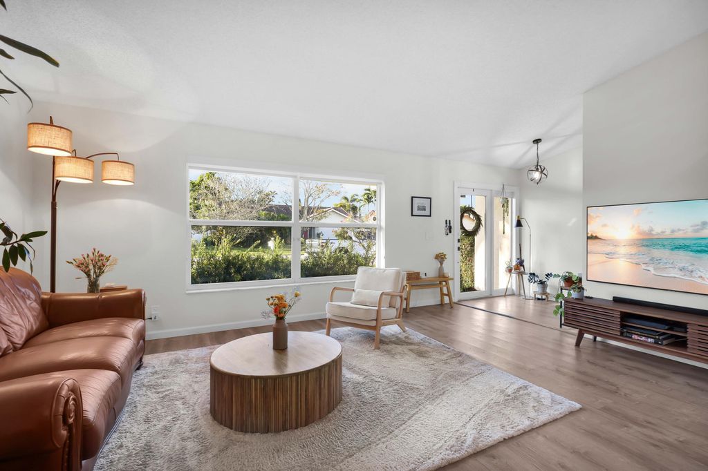 Photo of 319 Sequoia Lane, Boca Raton, FL 33487 (MLS # R11168682)