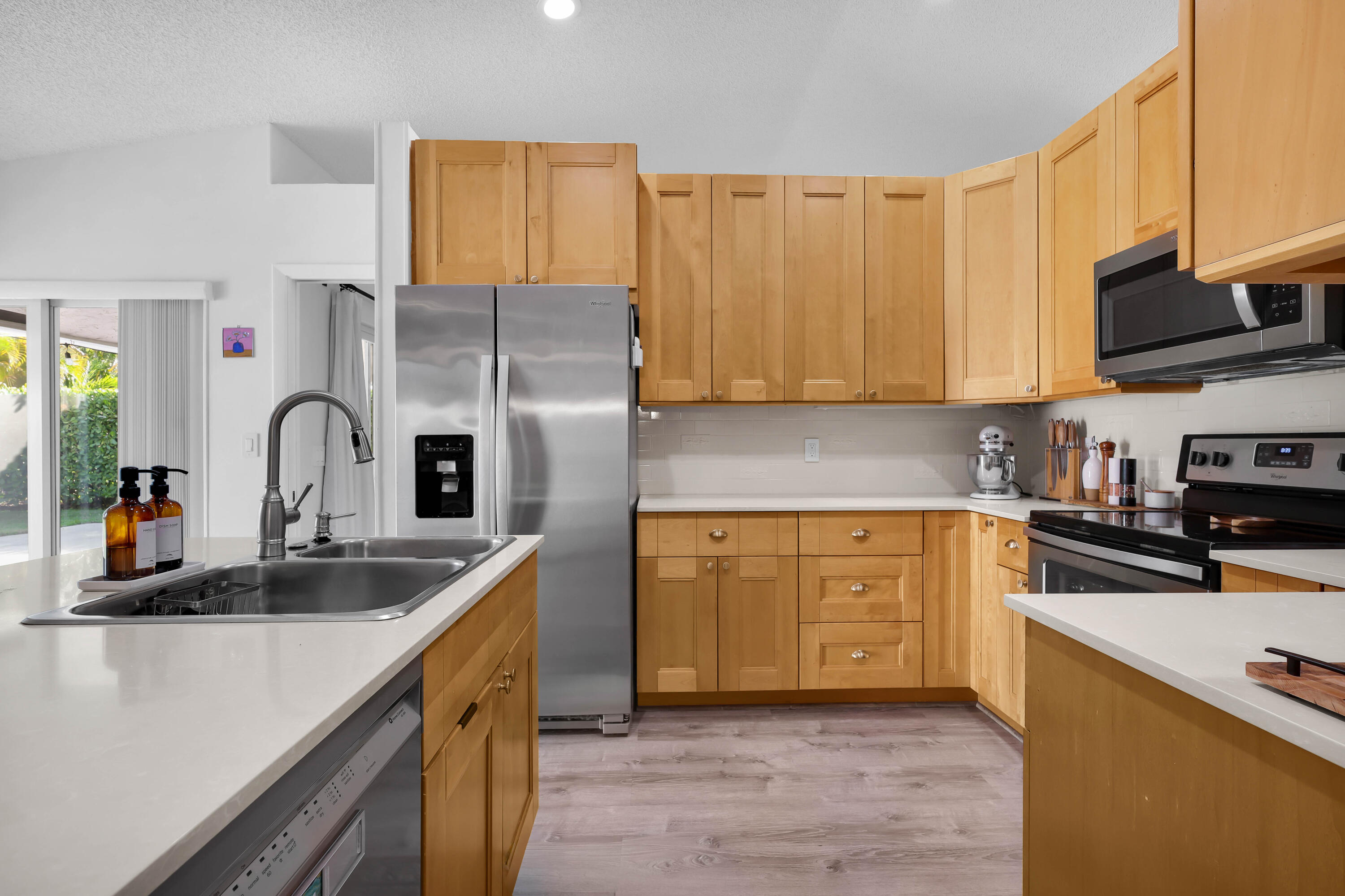 HIDDEN VALLEY - Residential