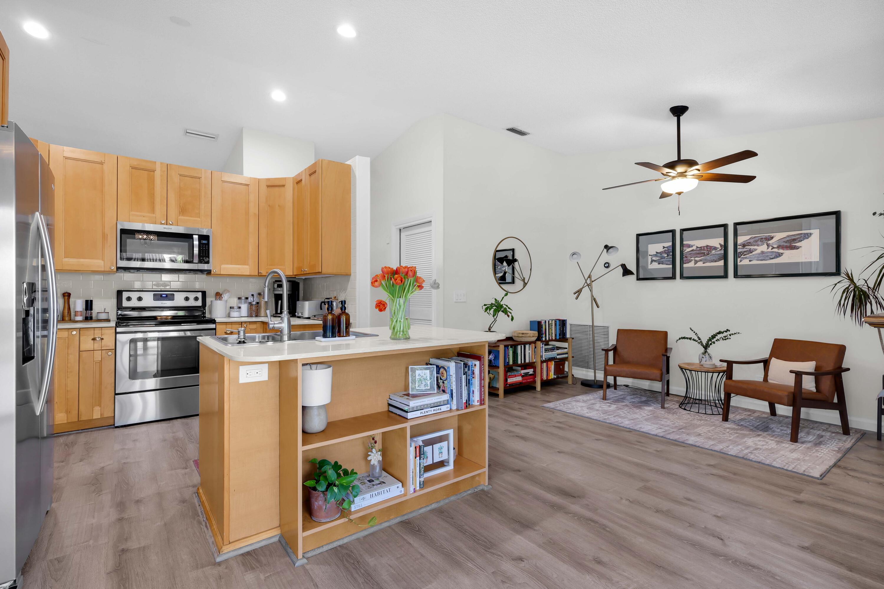 HIDDEN VALLEY - Residential