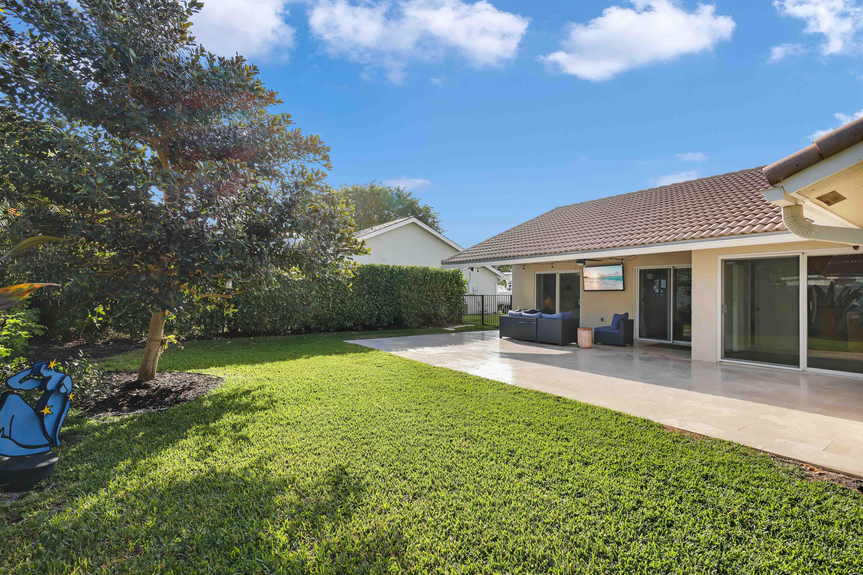 HIDDEN VALLEY - Residential