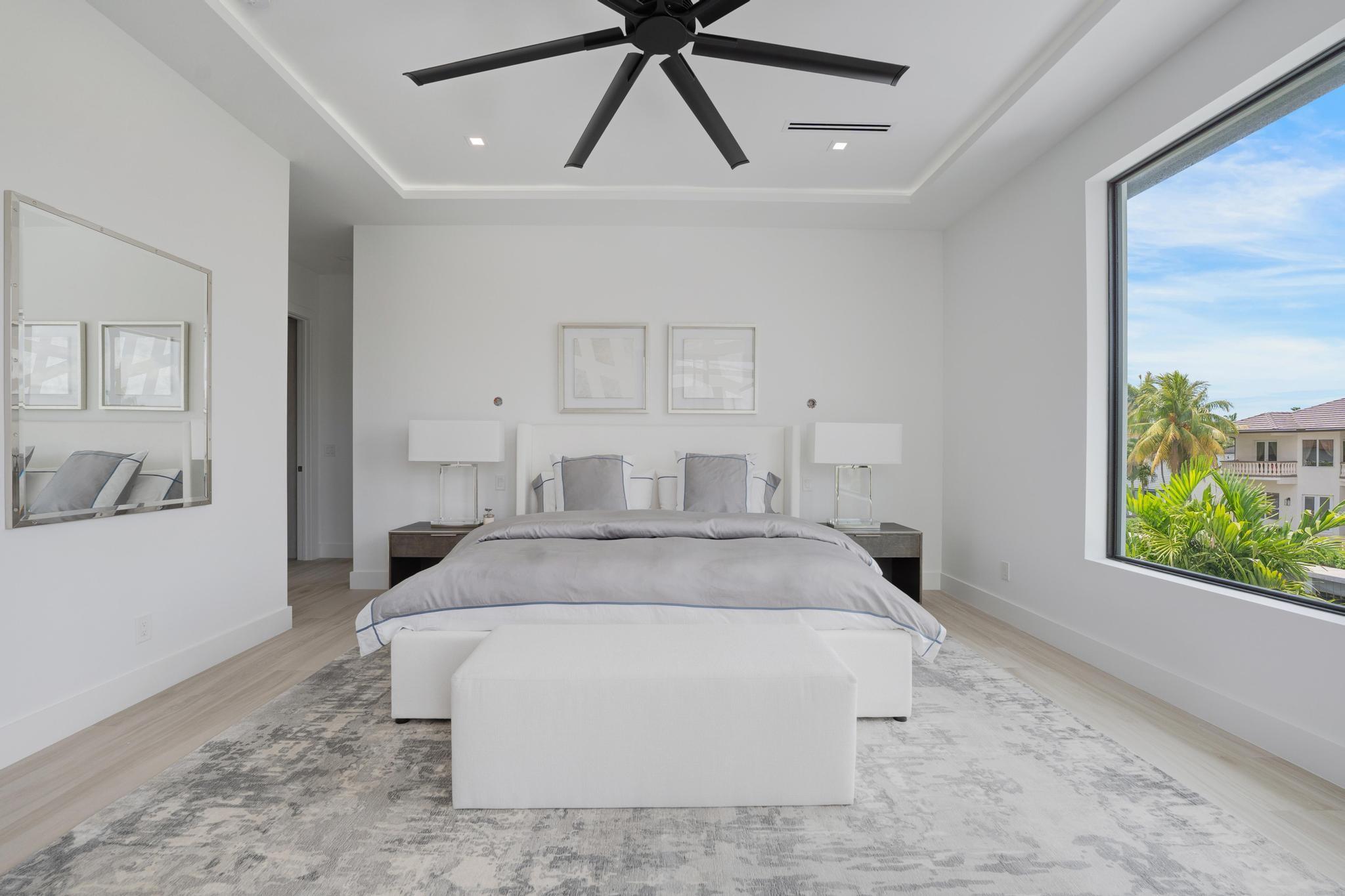 TROPIC ISLE - Residential