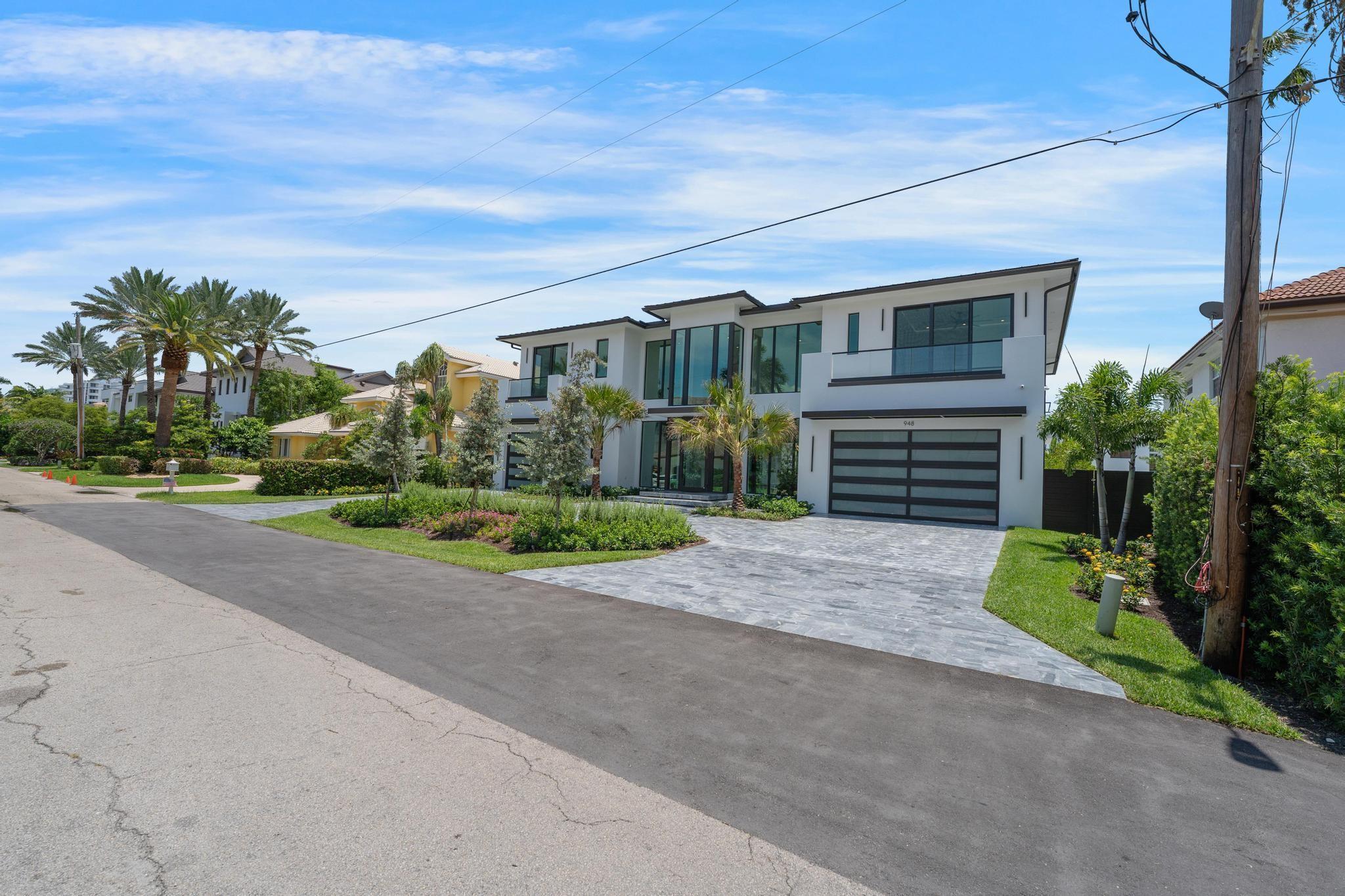 TROPIC ISLE - Residential