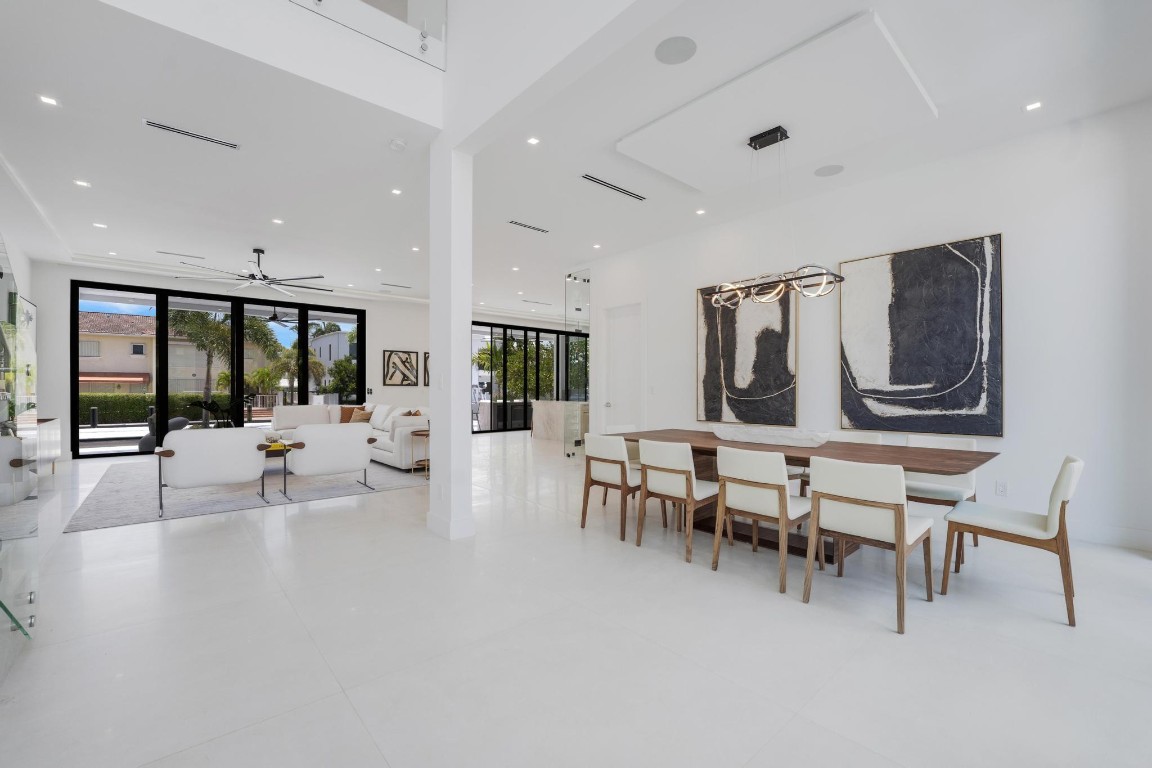 TROPIC ISLE - Residential