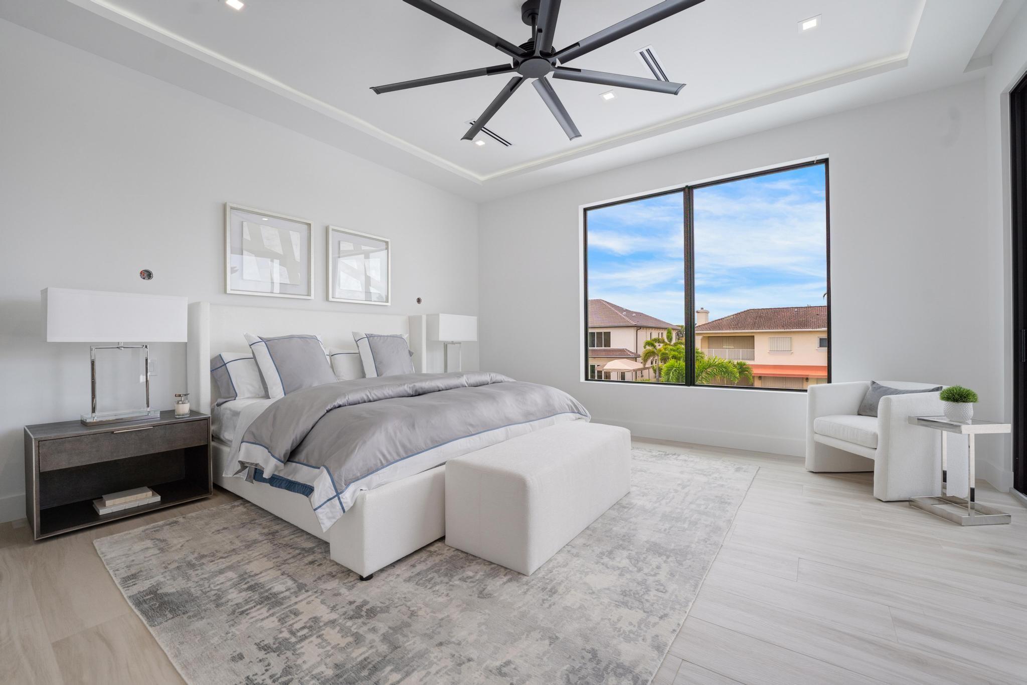 TROPIC ISLE - Residential