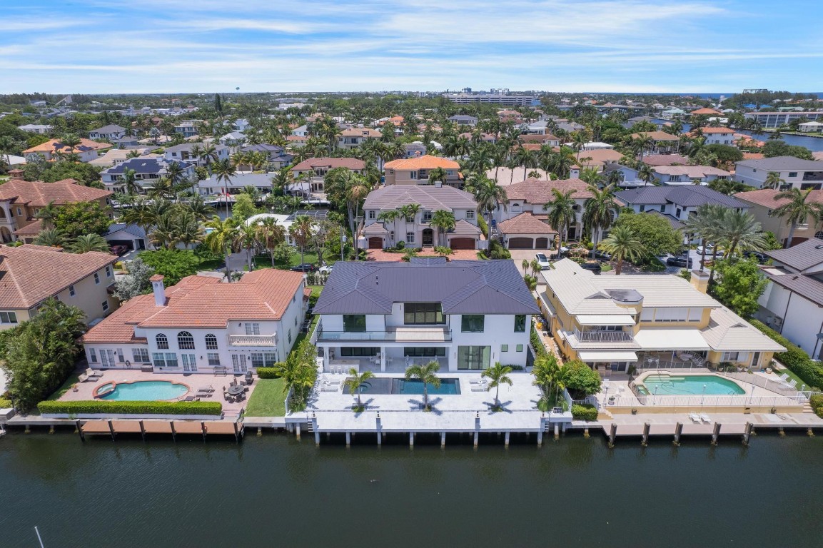 TROPIC ISLE - Residential