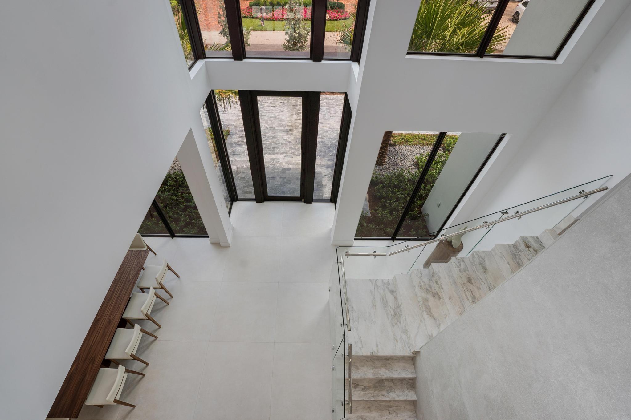 TROPIC ISLE - Residential