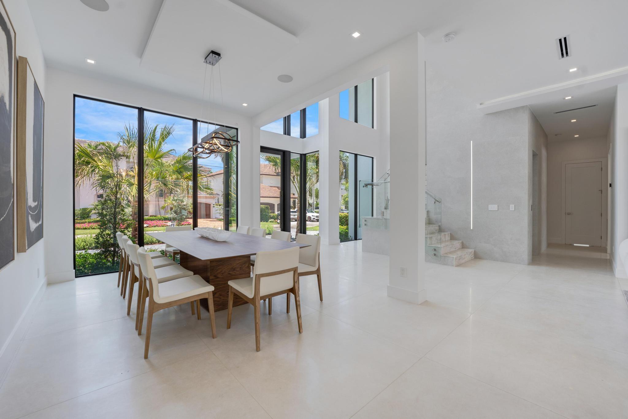 948 Banyan Drive