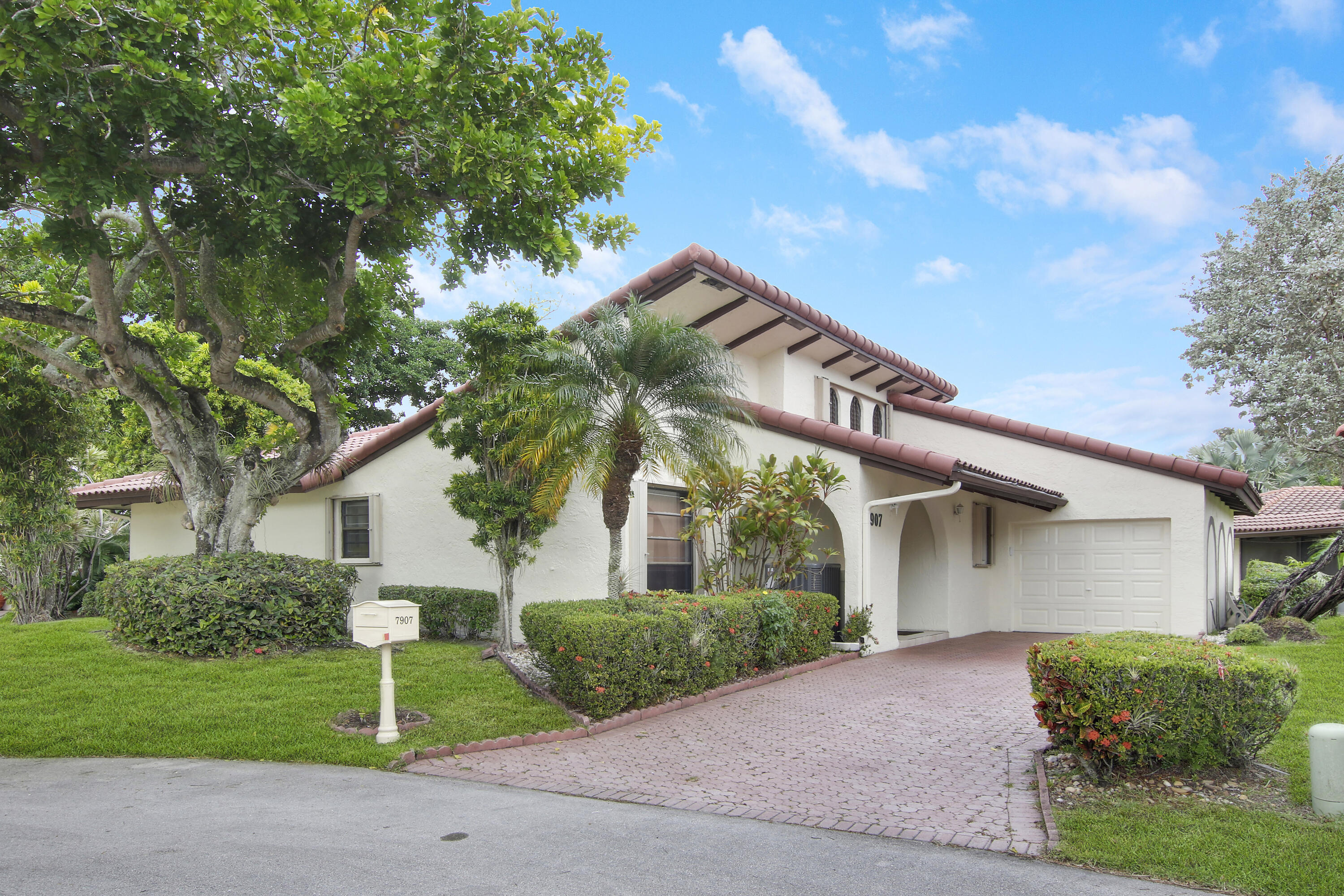 PINES 3 AT WOODMONT - Residential