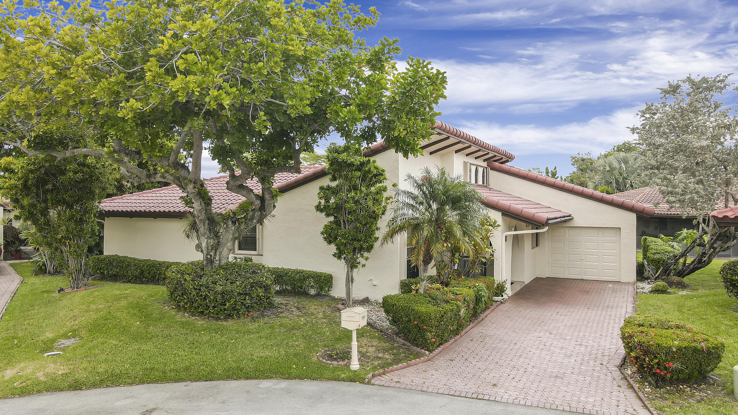 PINES 3 AT WOODMONT - Residential