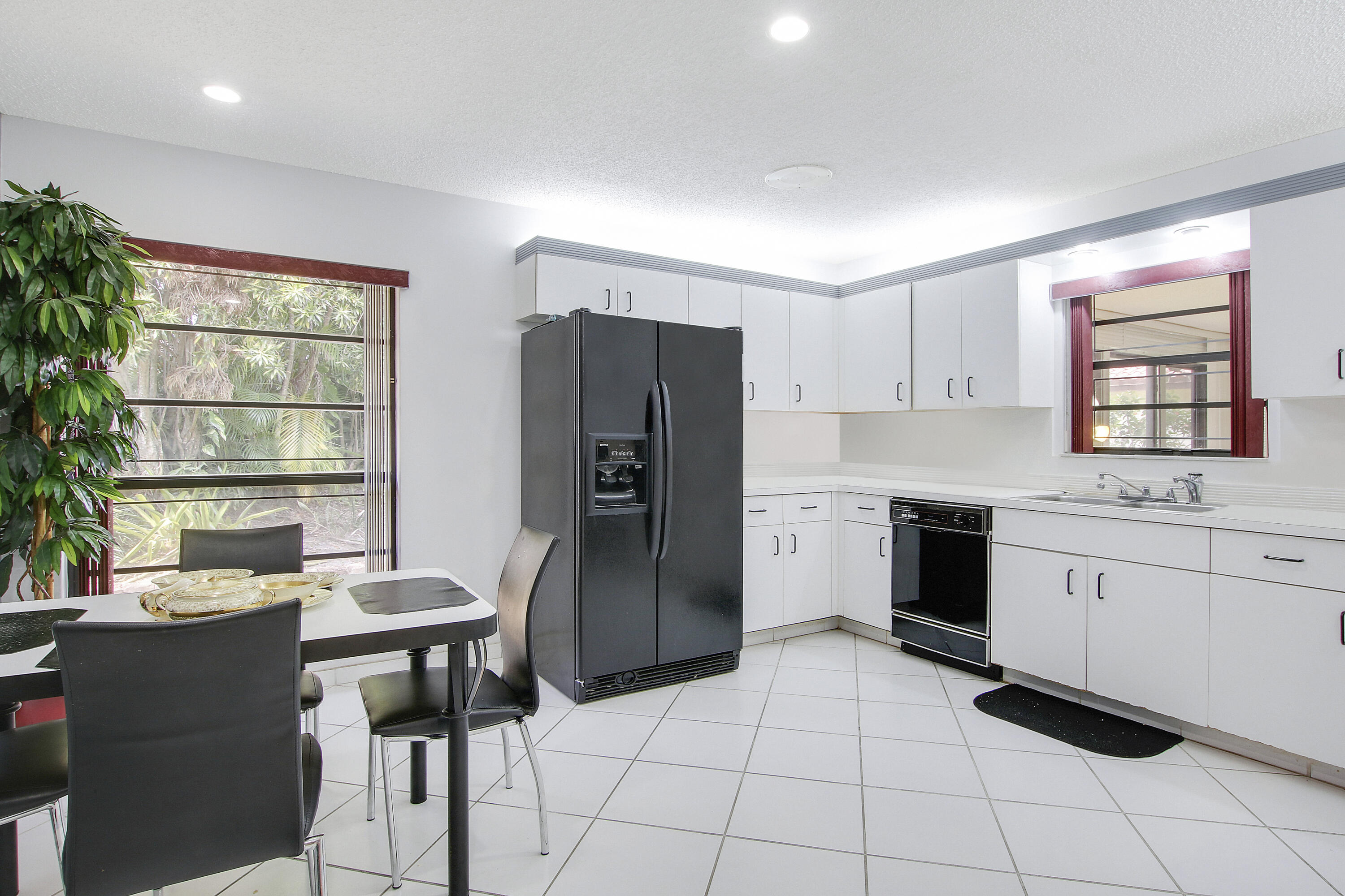 PINES 3 AT WOODMONT - Residential