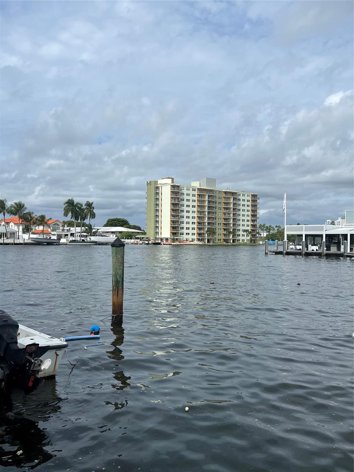 Lauderdale Beach Ext - Residential Lease