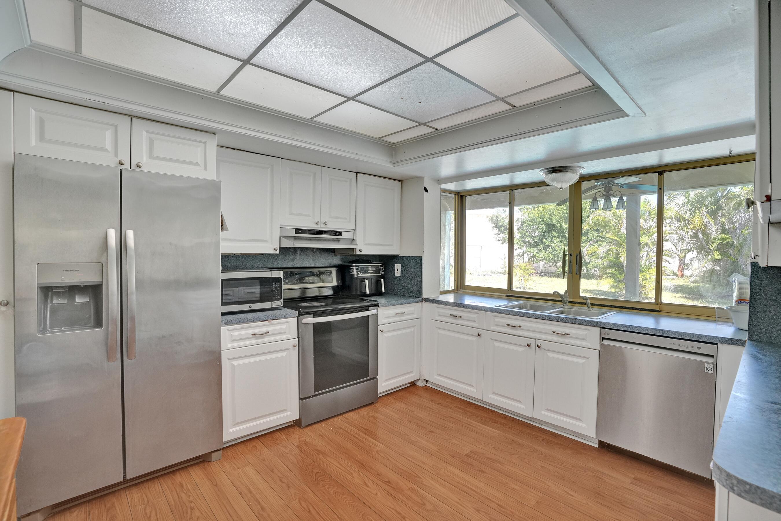 PLANTATION PARK SEVENTH ADD - Residential
