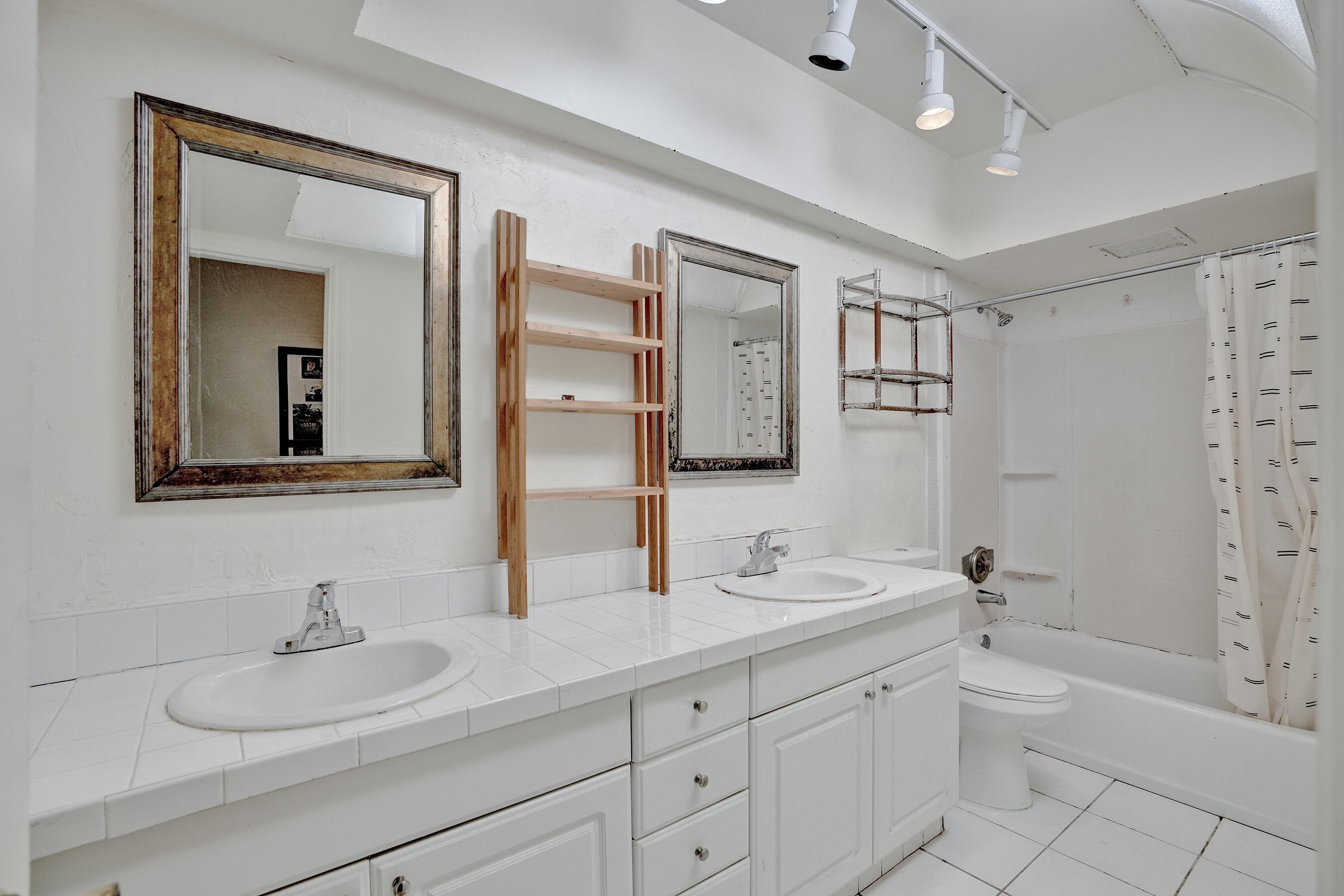 PLANTATION PARK SEVENTH ADD - Residential
