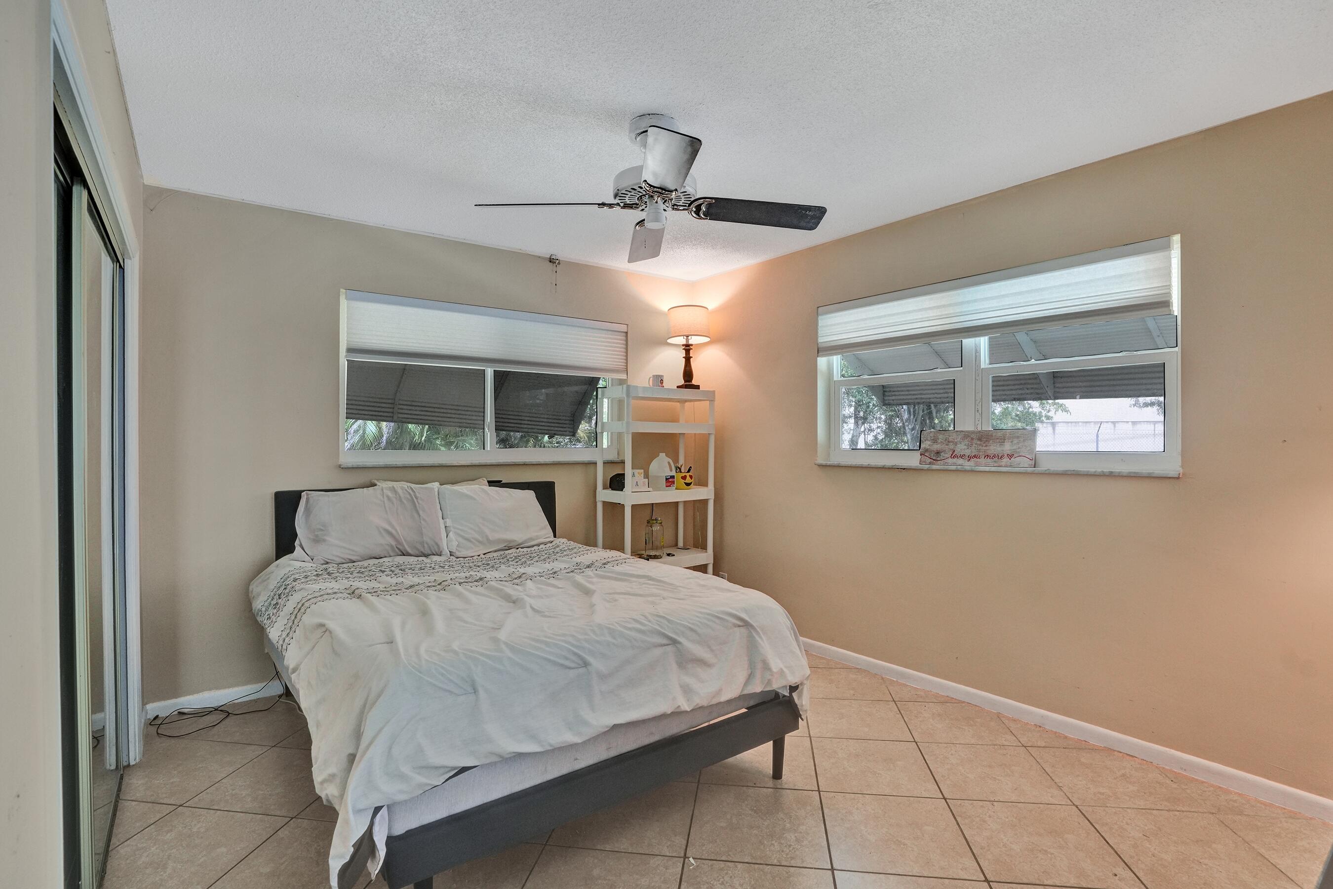 PLANTATION PARK SEVENTH ADD - Residential
