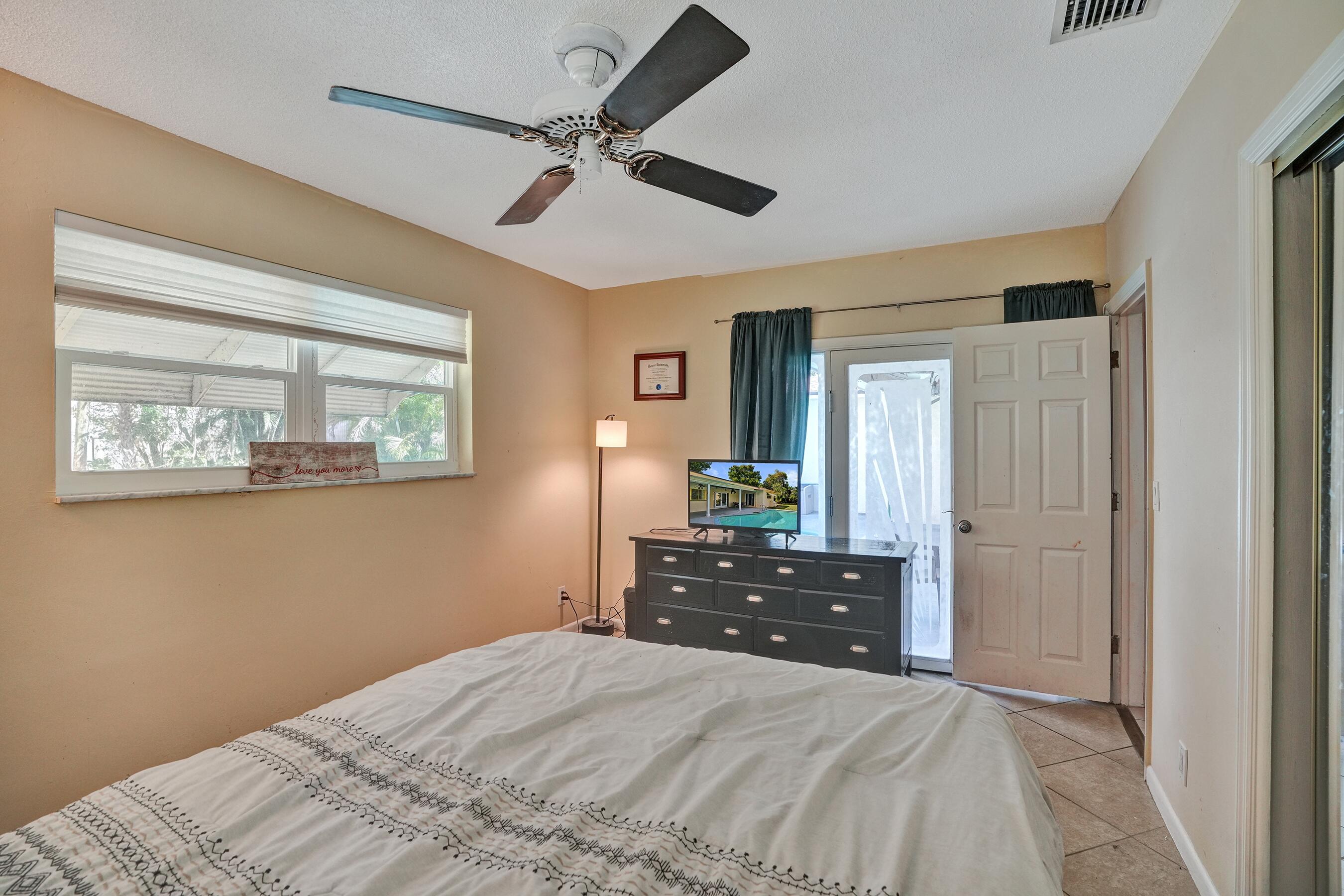 PLANTATION PARK SEVENTH ADD - Residential