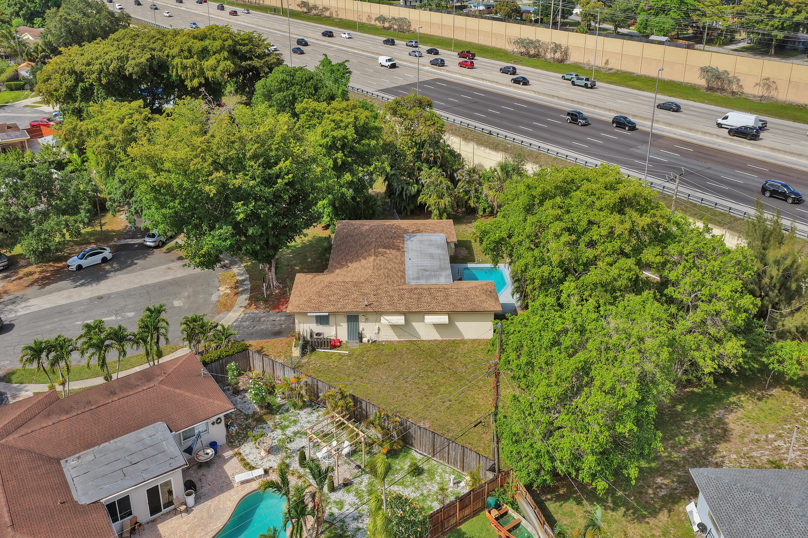 PLANTATION PARK SEVENTH ADD - Residential