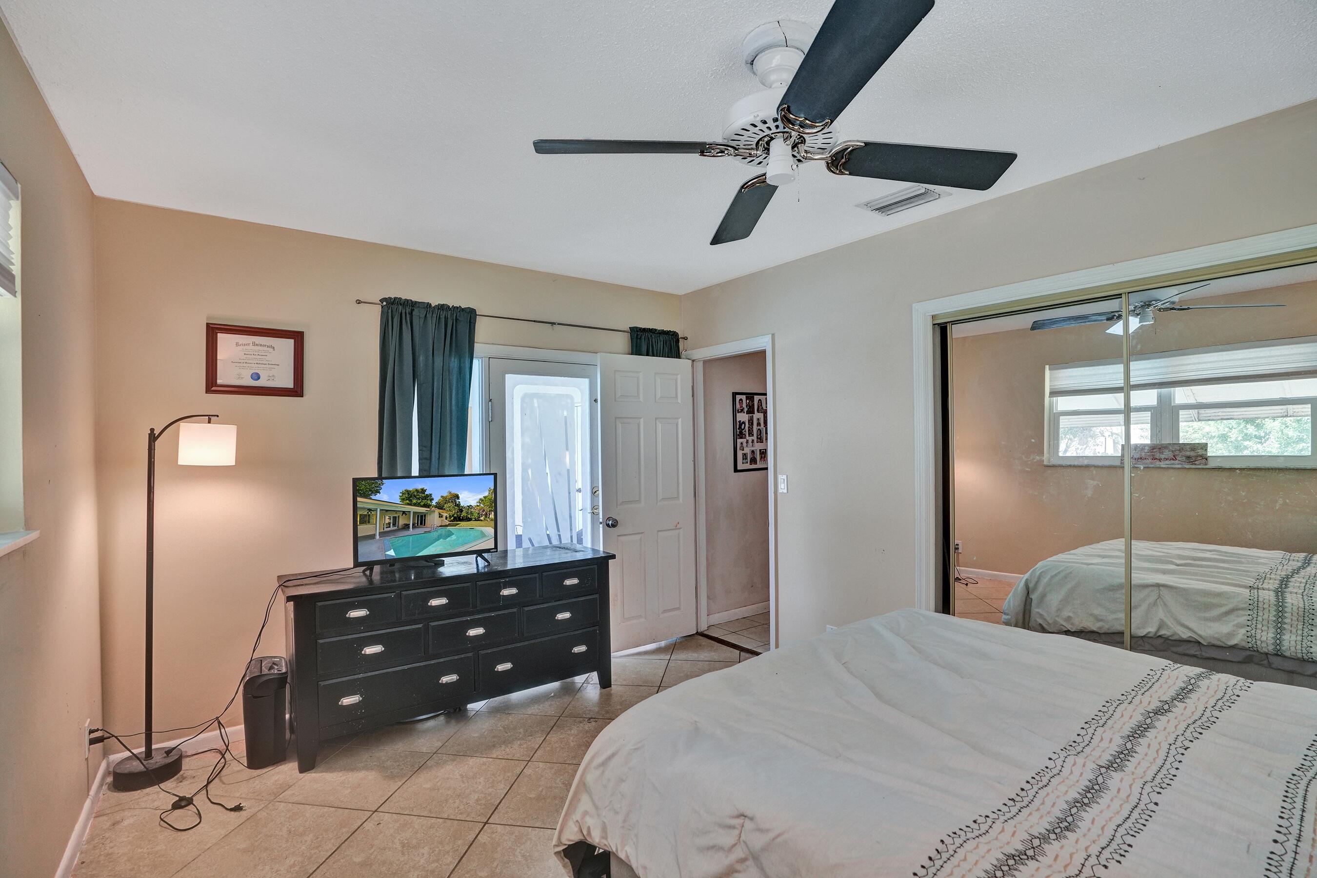 PLANTATION PARK SEVENTH ADD - Residential